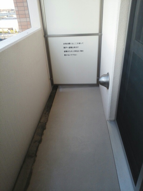 15/28 バルコニー