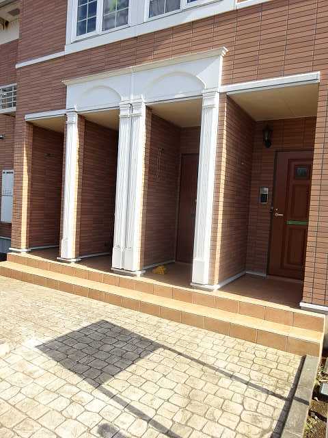 13/20 エントランス