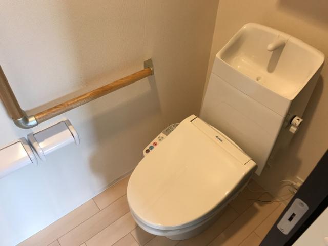 14/30 トイレ