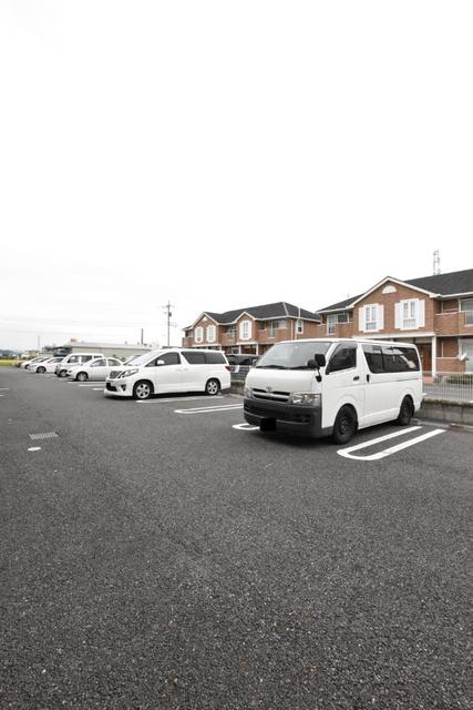 14/20 駐車場