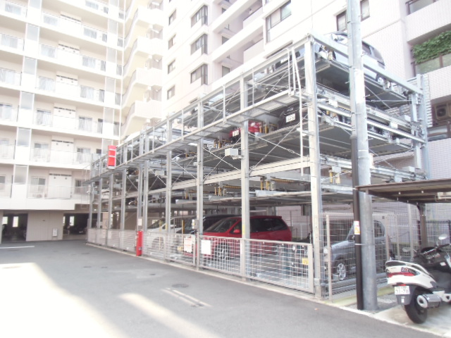22/26 駐車場