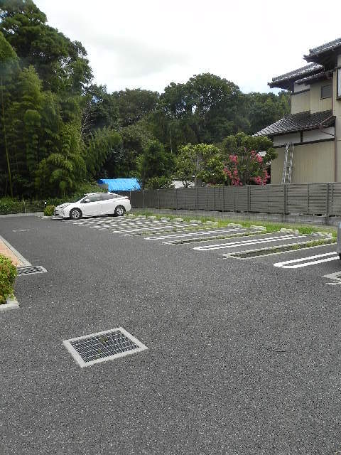 14/20 駐車場