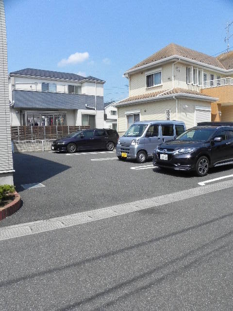 14/20 駐車場