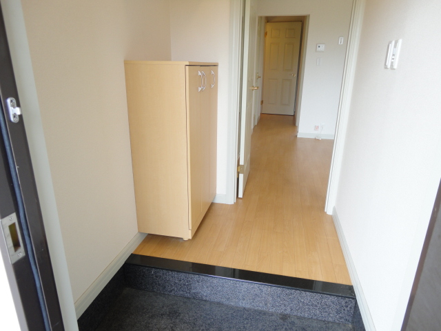 22/30 エントランス