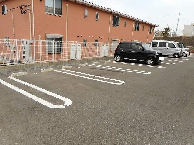 14/20 駐車場
