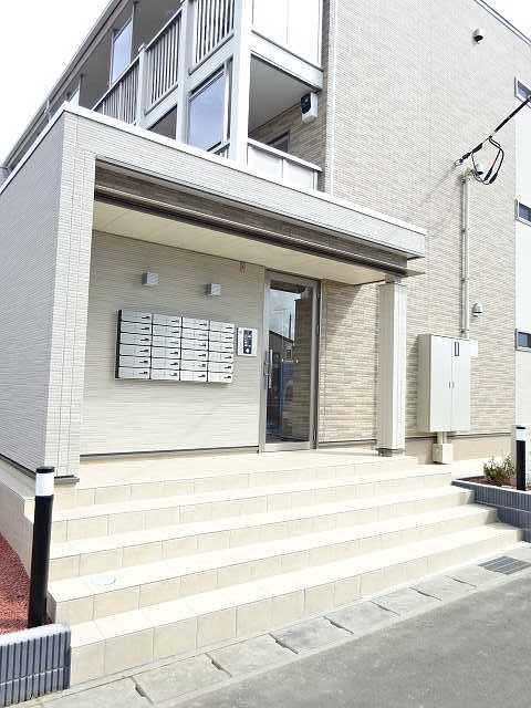 13/24 エントランス