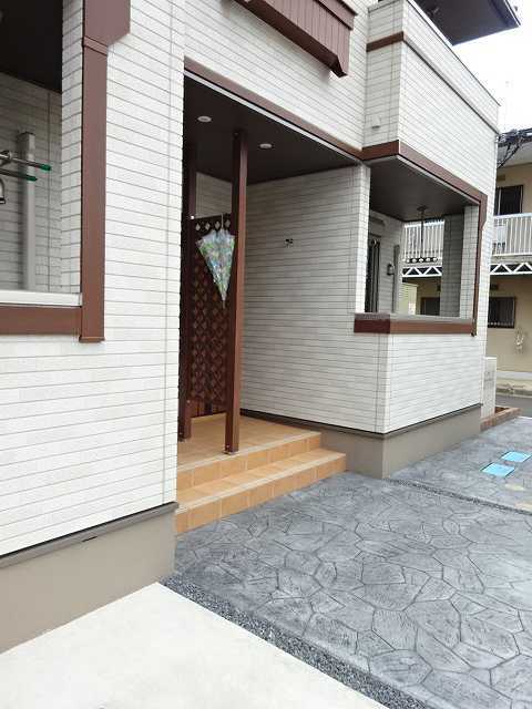 17/24 エントランス