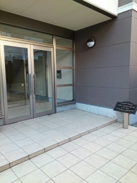 2/10 エントランス