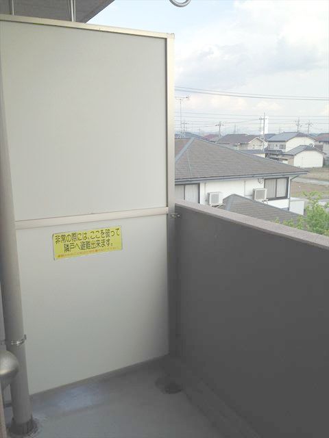 14/28 バルコニー