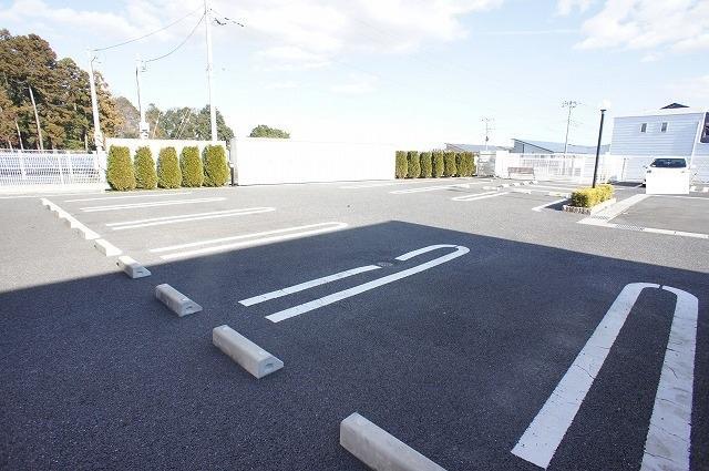 2/8 駐車場