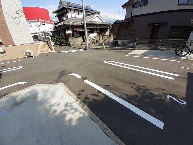 14/20 駐車場