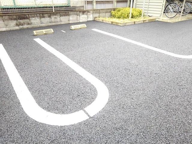 22/30 駐車場