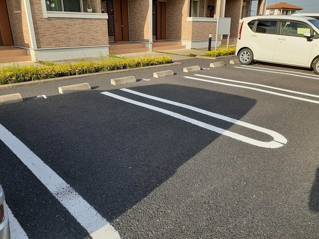 2/10 駐車場