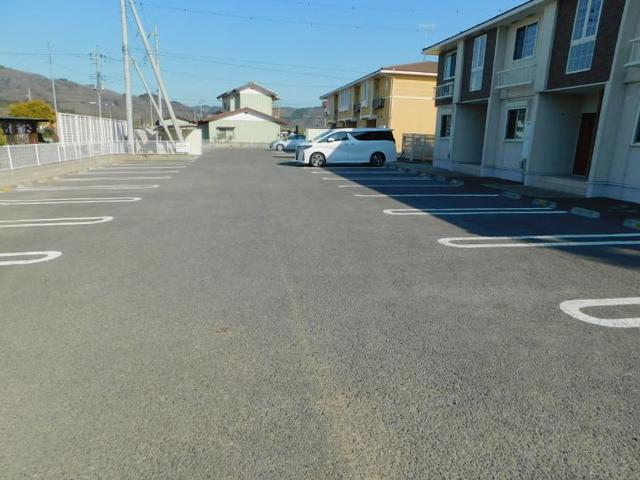 2/8 駐車場