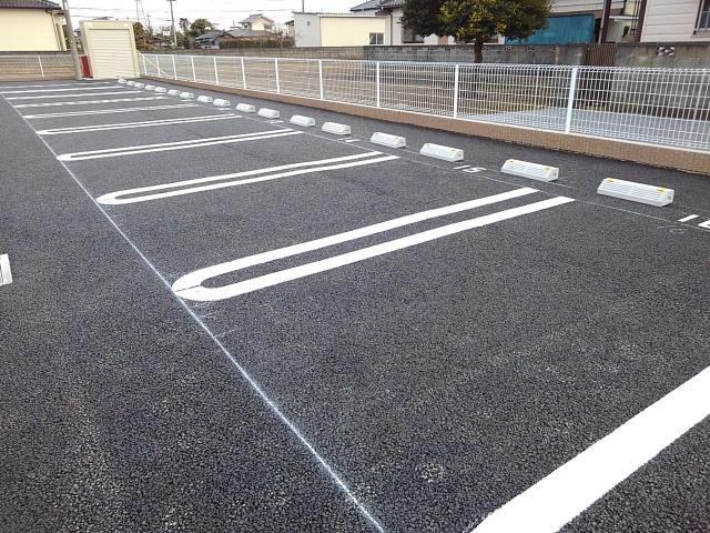 14/20 駐車場