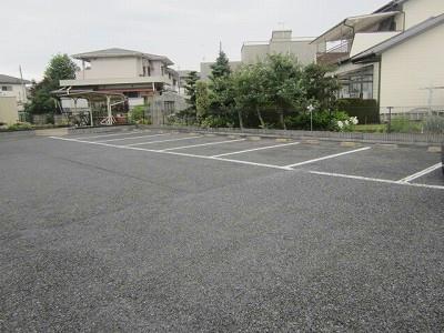 14/22 駐車場