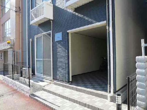 14/14 エントランス