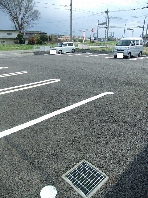 14/20 駐車場