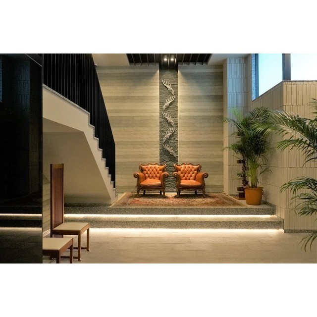 22/22 エントランス