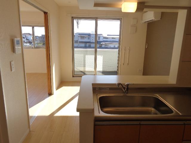 3/26 リビング/ダイニング