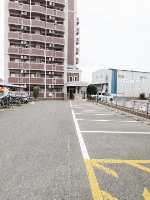 2/8 駐車場