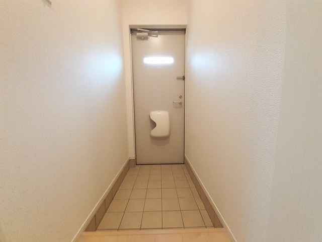 5/20 玄関