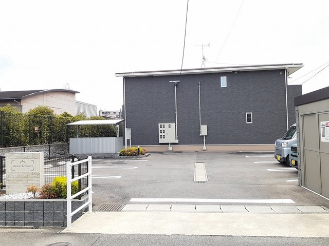 14/20 駐車場