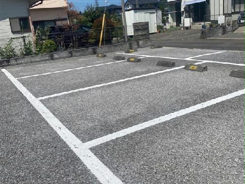 2/6 駐車場