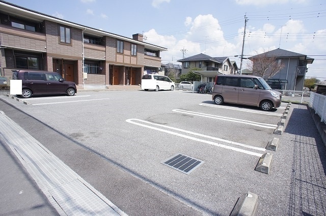 2/8 駐車場