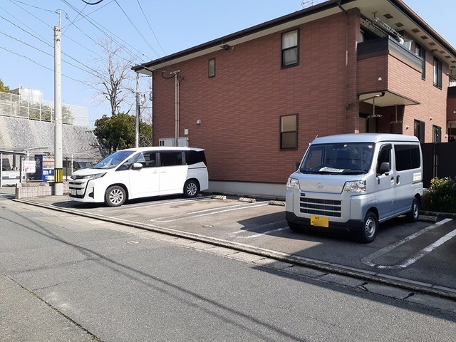 14/20 駐車場