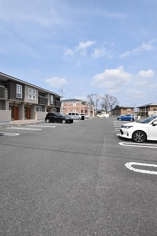 2/8 駐車場