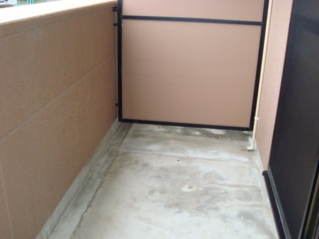 15/23 バルコニー