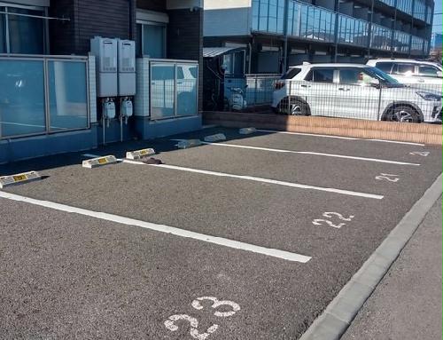 2/2 駐車場