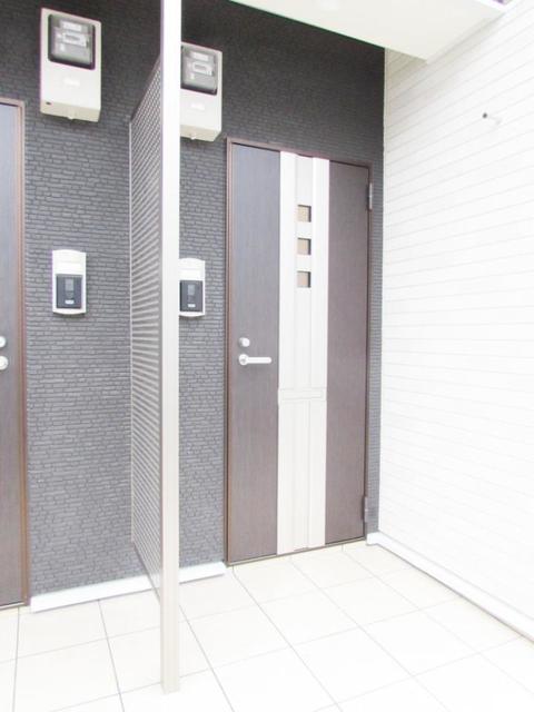 14/20 エントランス