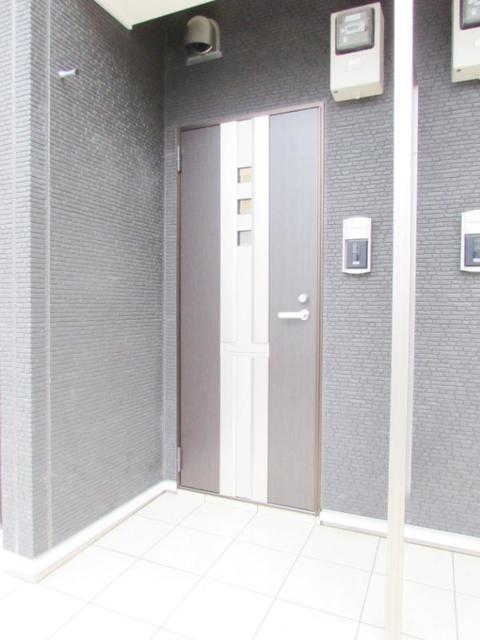 14/20 エントランス