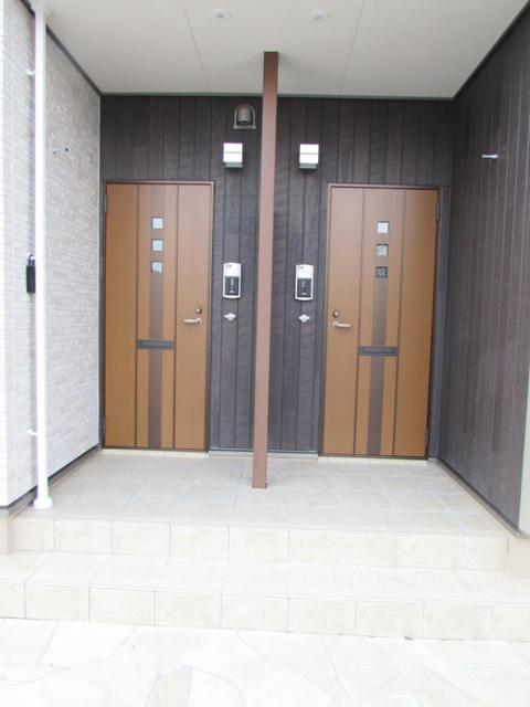 14/20 エントランス