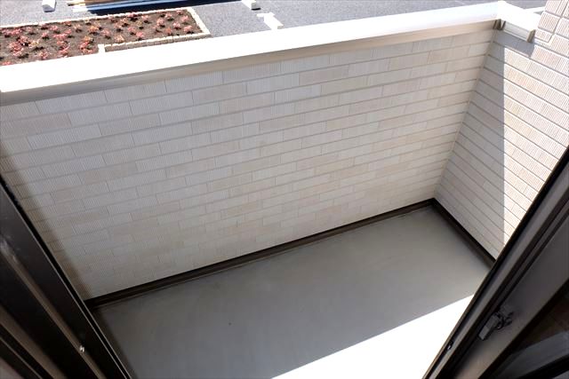 19/30 バルコニー