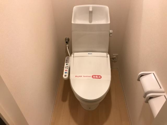 13/30 トイレ