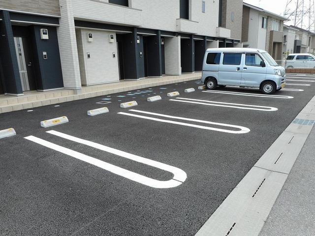 14/22 駐車場