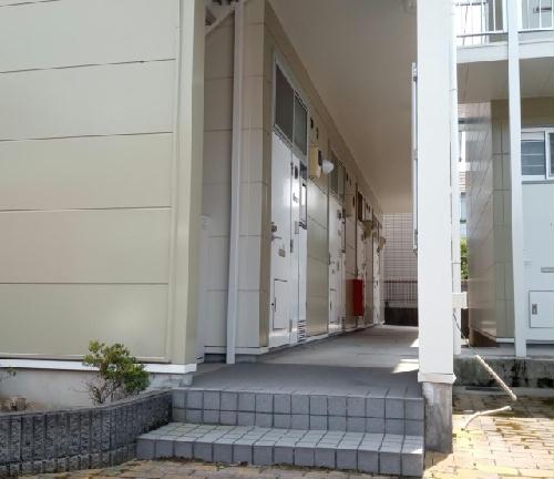 2/4 エントランス