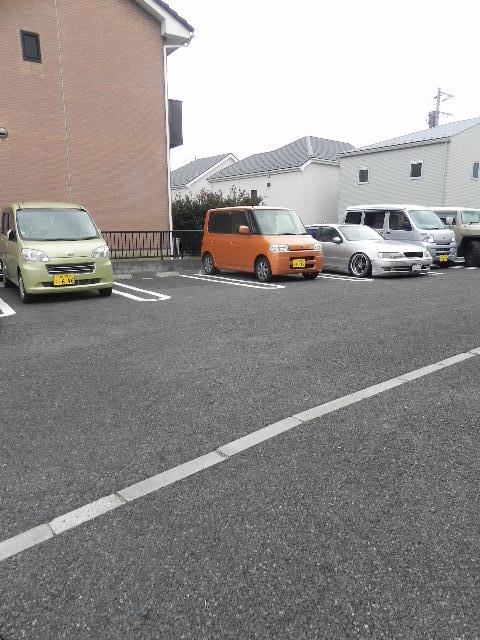 14/20 駐車場