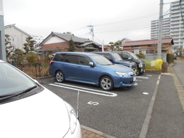 21/25 駐車場