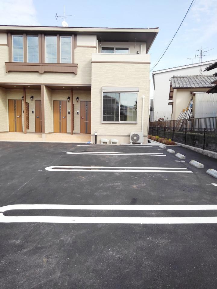 14/20 駐車場