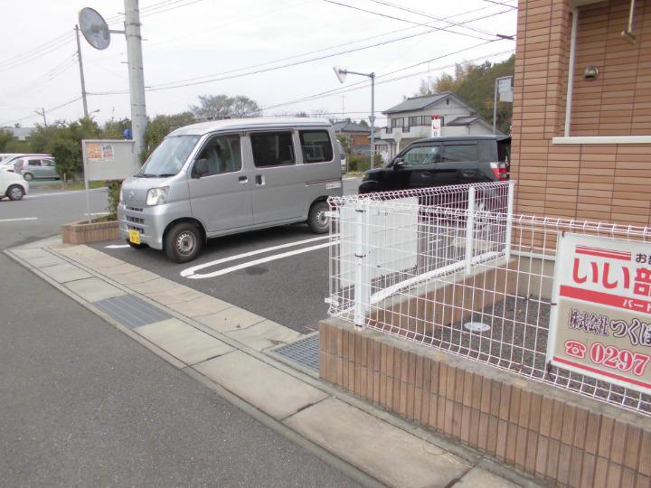 14/20 駐車場