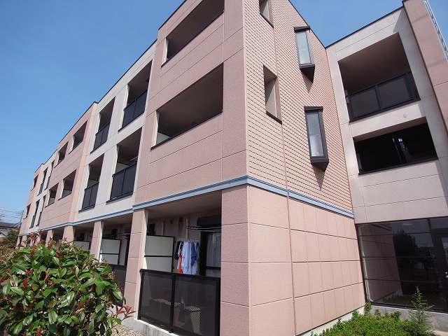 グランヒルズの外観