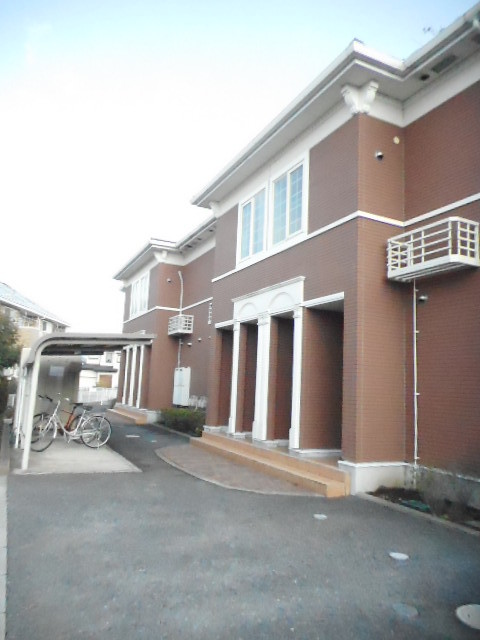 21/28 エントランス