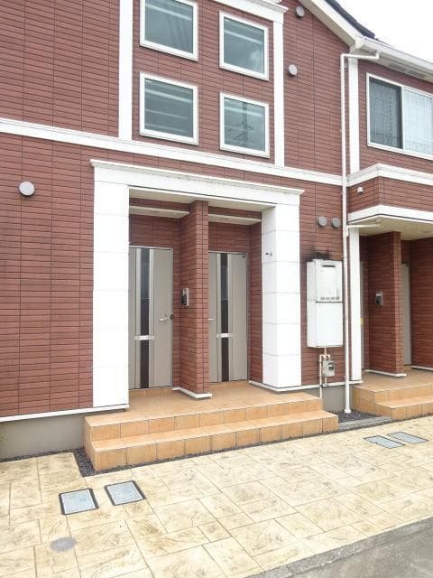 20/30 エントランス