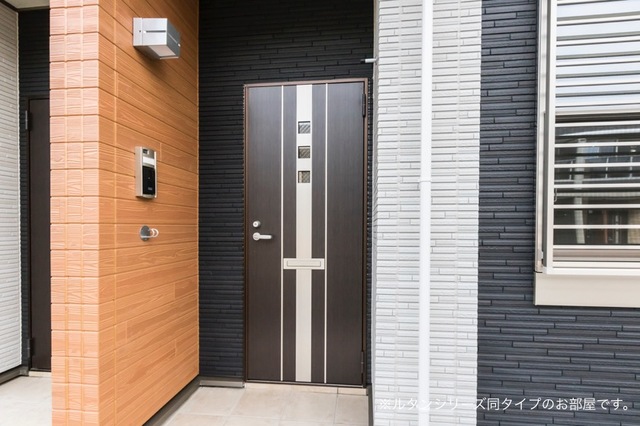 2/8 エントランス