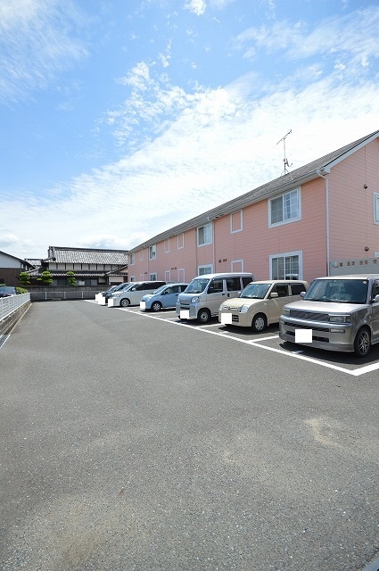 4/10 駐車場