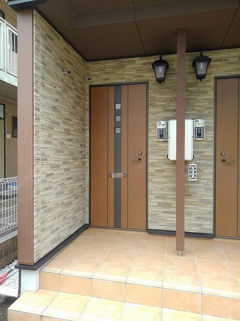 14/20 エントランス